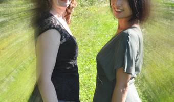 Nelly Palmer und Yuka Schneider 09 (© Lili Voehringer)